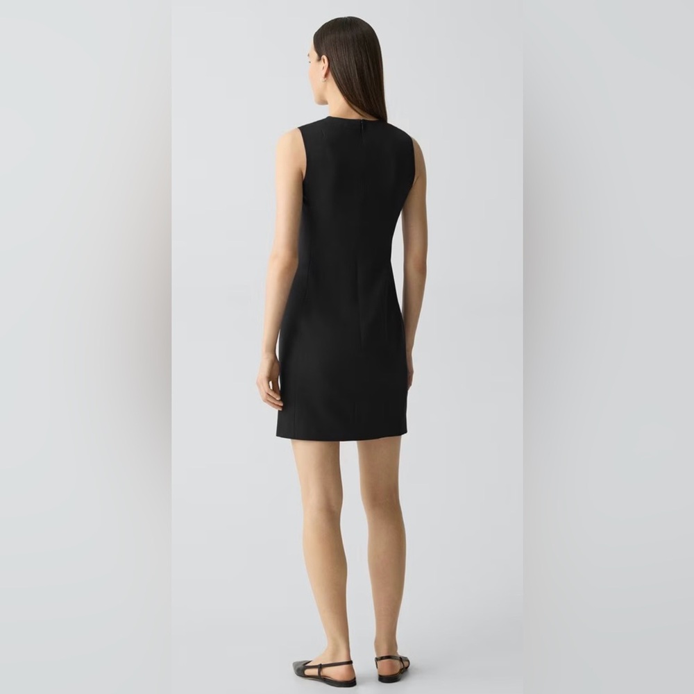 Theory Sleeveless Fitted Dress in Good Wool - Black - Picture 4 of 7